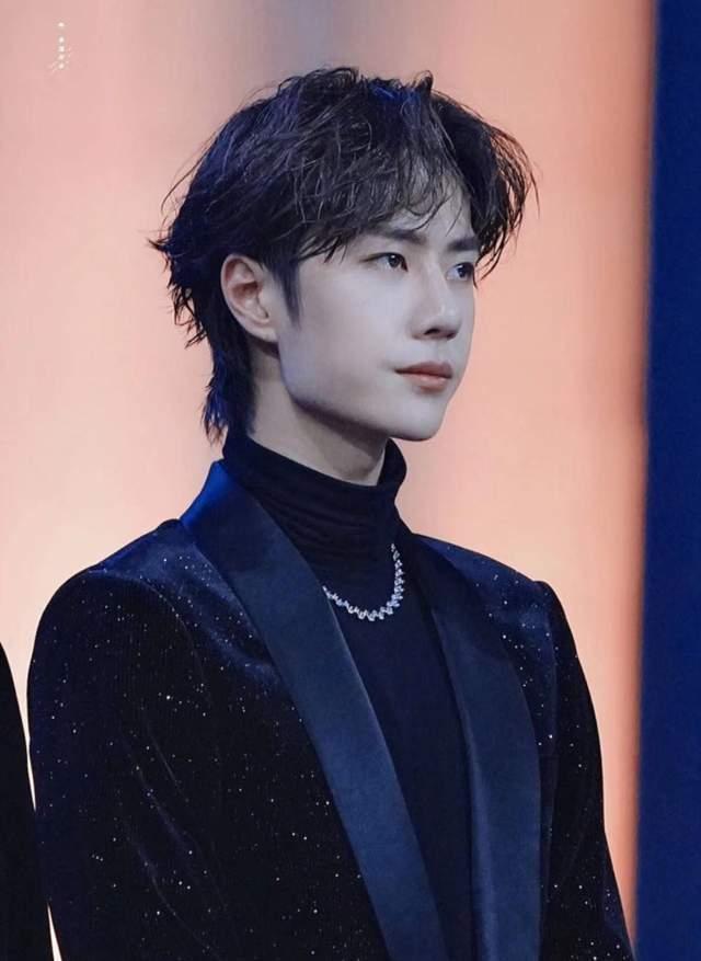 王一博爆料图文大全最新,图文大全背后的精彩瞬间 第2张 王一博爆料图文大全最新,图文大全背后的精彩瞬间 第2张